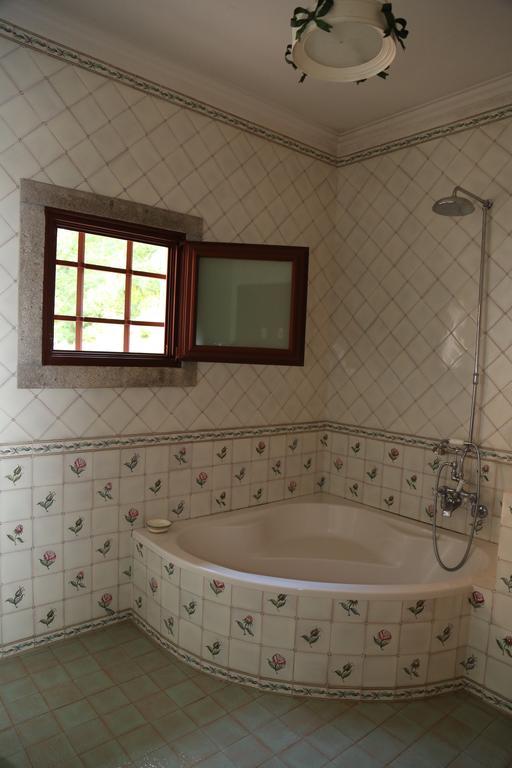 Quinta Dos Castanheiros Bed And Breakfast Ponte de Lima Zimmer foto