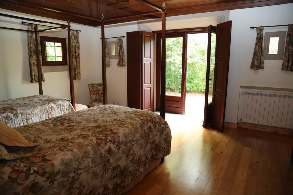 Quinta Dos Castanheiros Bed And Breakfast Ponte de Lima Zimmer foto